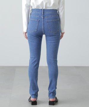 702a64e0-826c-5d6e-9957-6c6db409e390_Image