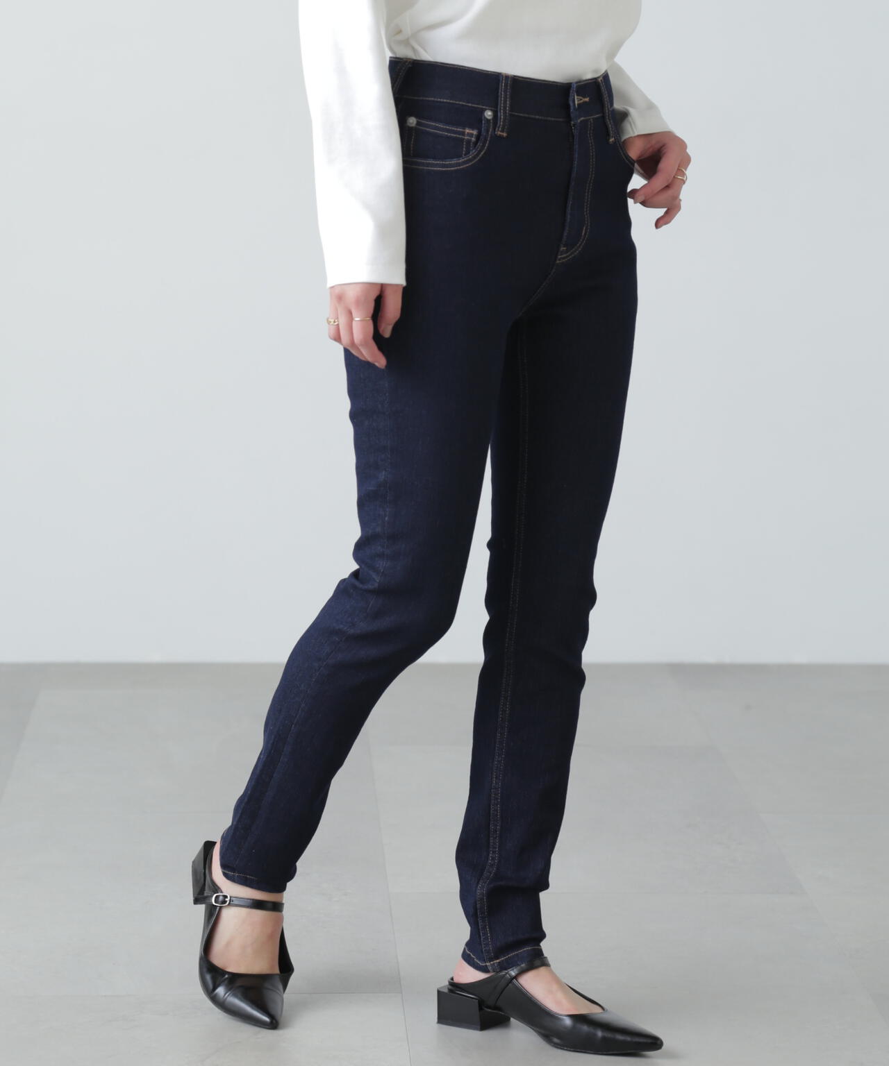 ef44690e-2e14-50d2-bcd0-01541328ce1a_Image