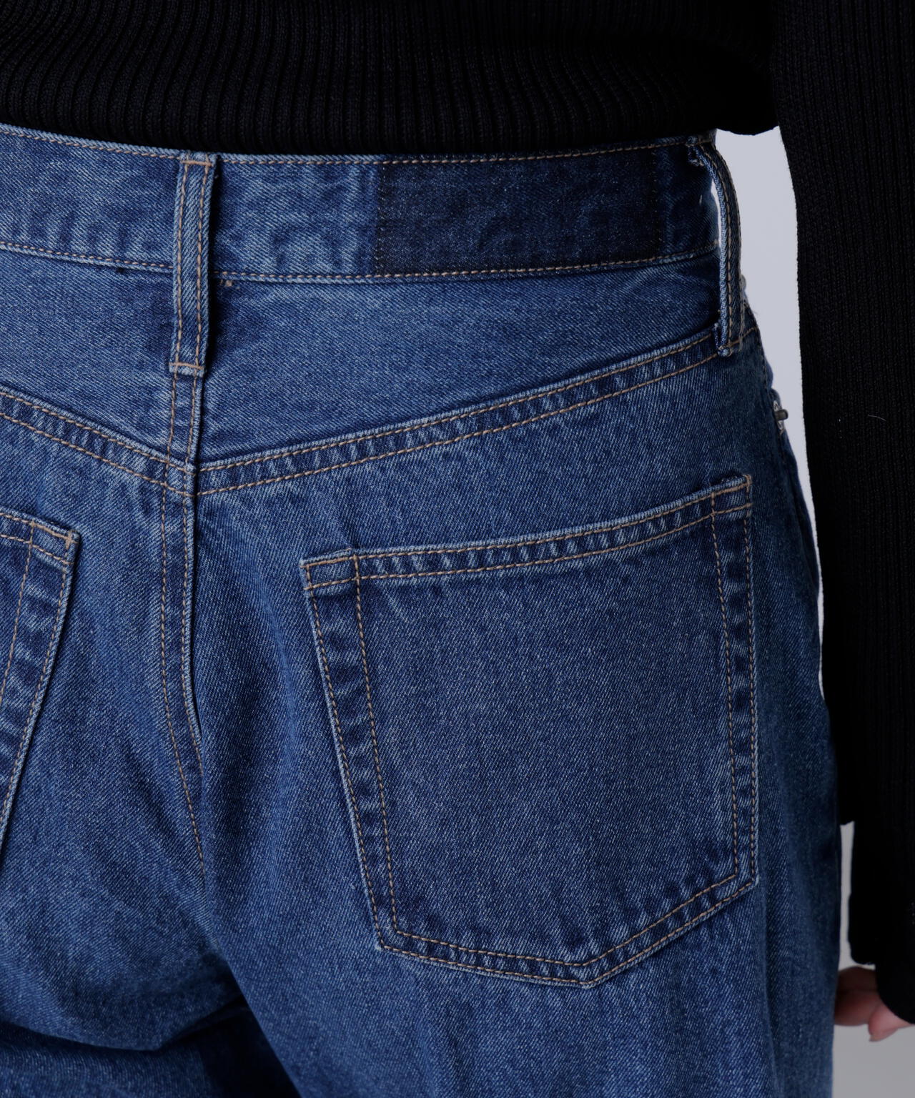 センタープレススリムストレートデニムパンツ | FREE'S MART（フリーズ