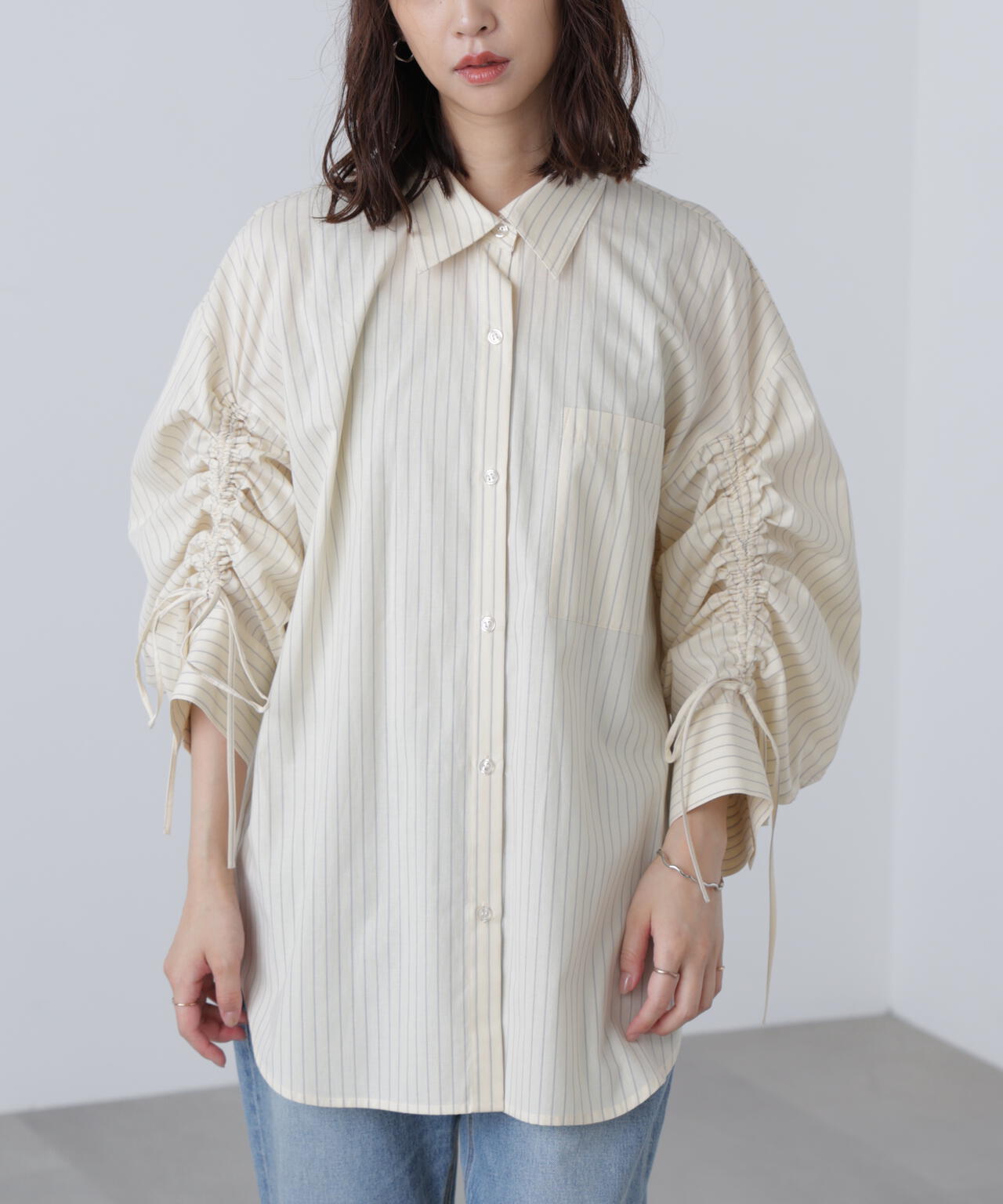 袖シャーリングオーバーシャツ