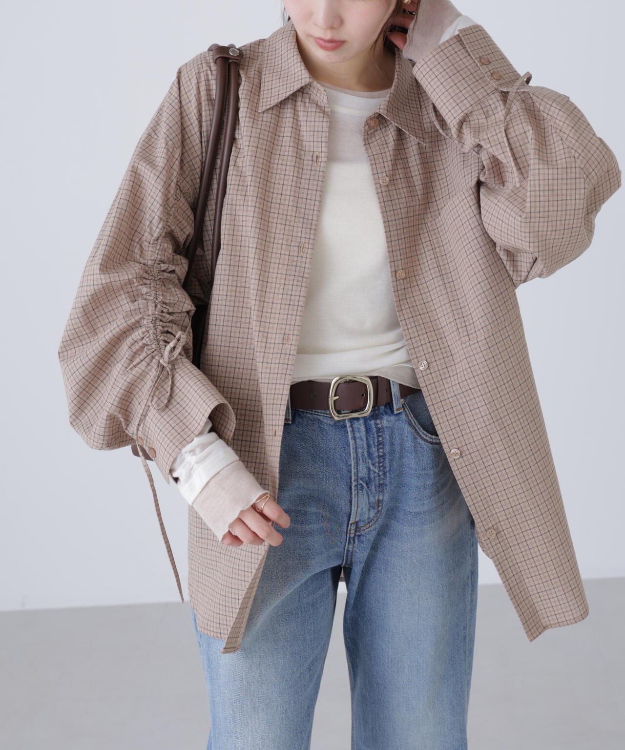 袖シャーリングオーバーシャツ