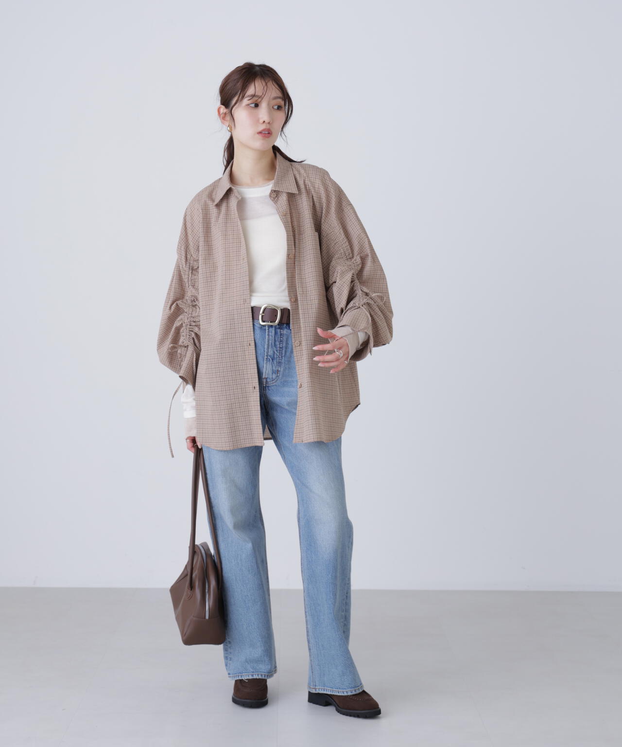 袖シャーリングオーバーシャツ