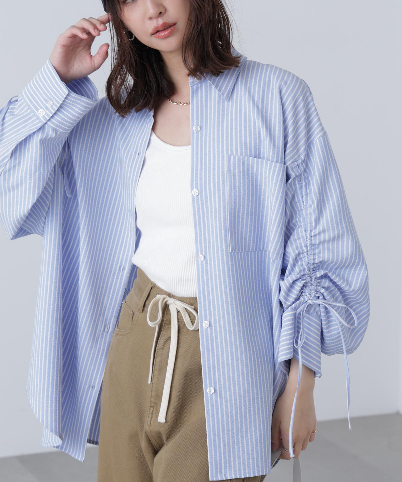 袖シャーリングオーバーシャツ