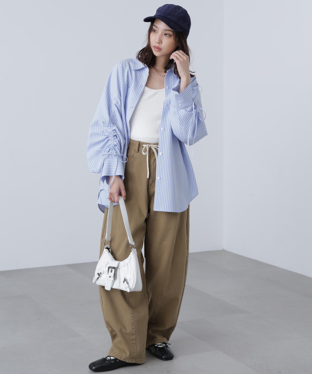 袖シャーリングオーバーシャツ