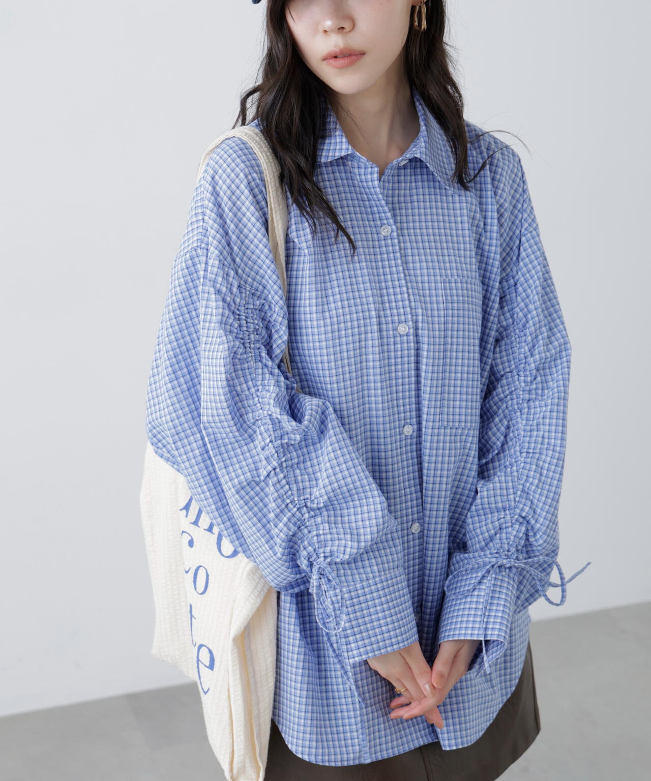 袖シャーリングオーバーシャツ