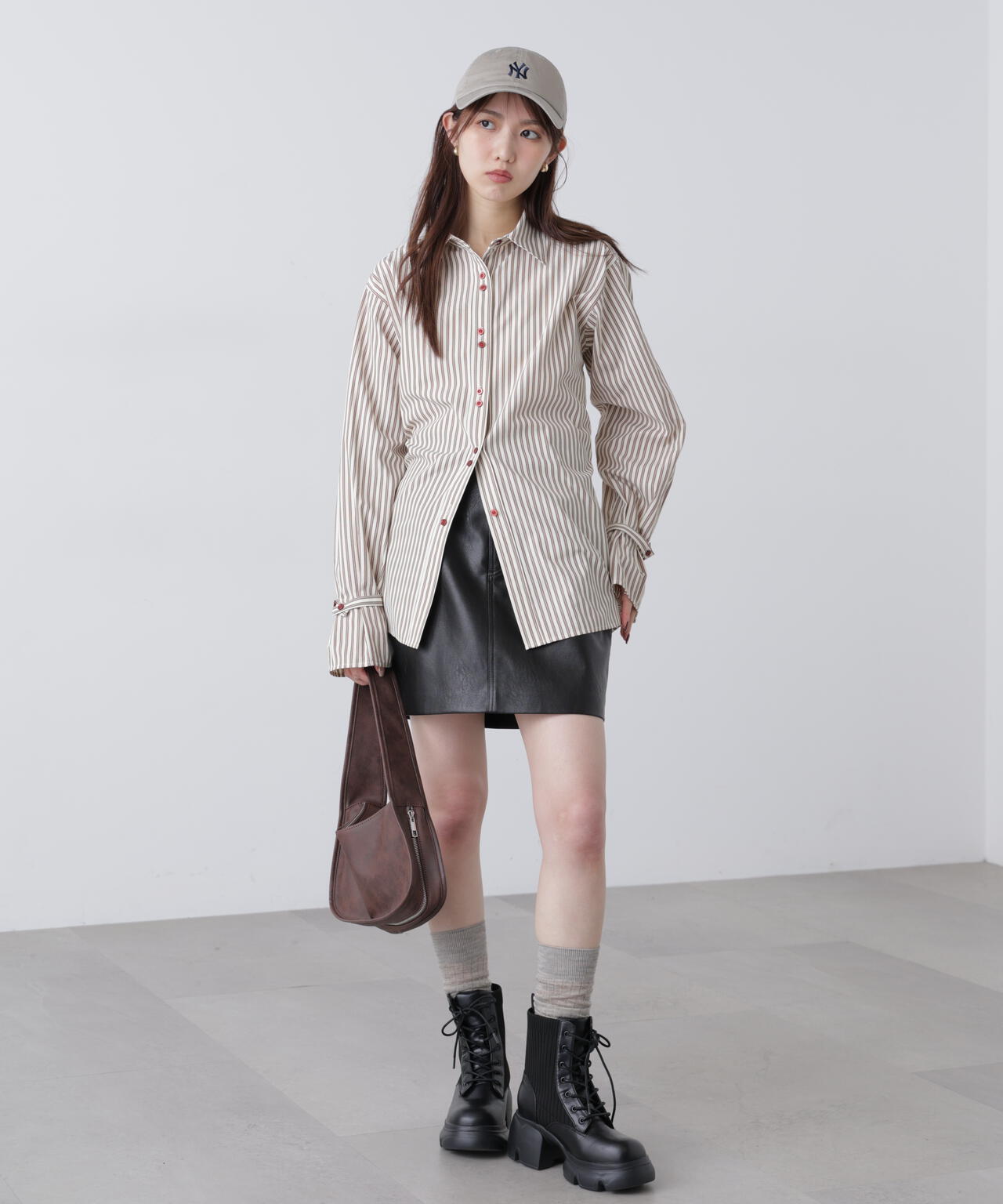 ウエストシェイプレースアップシャツ