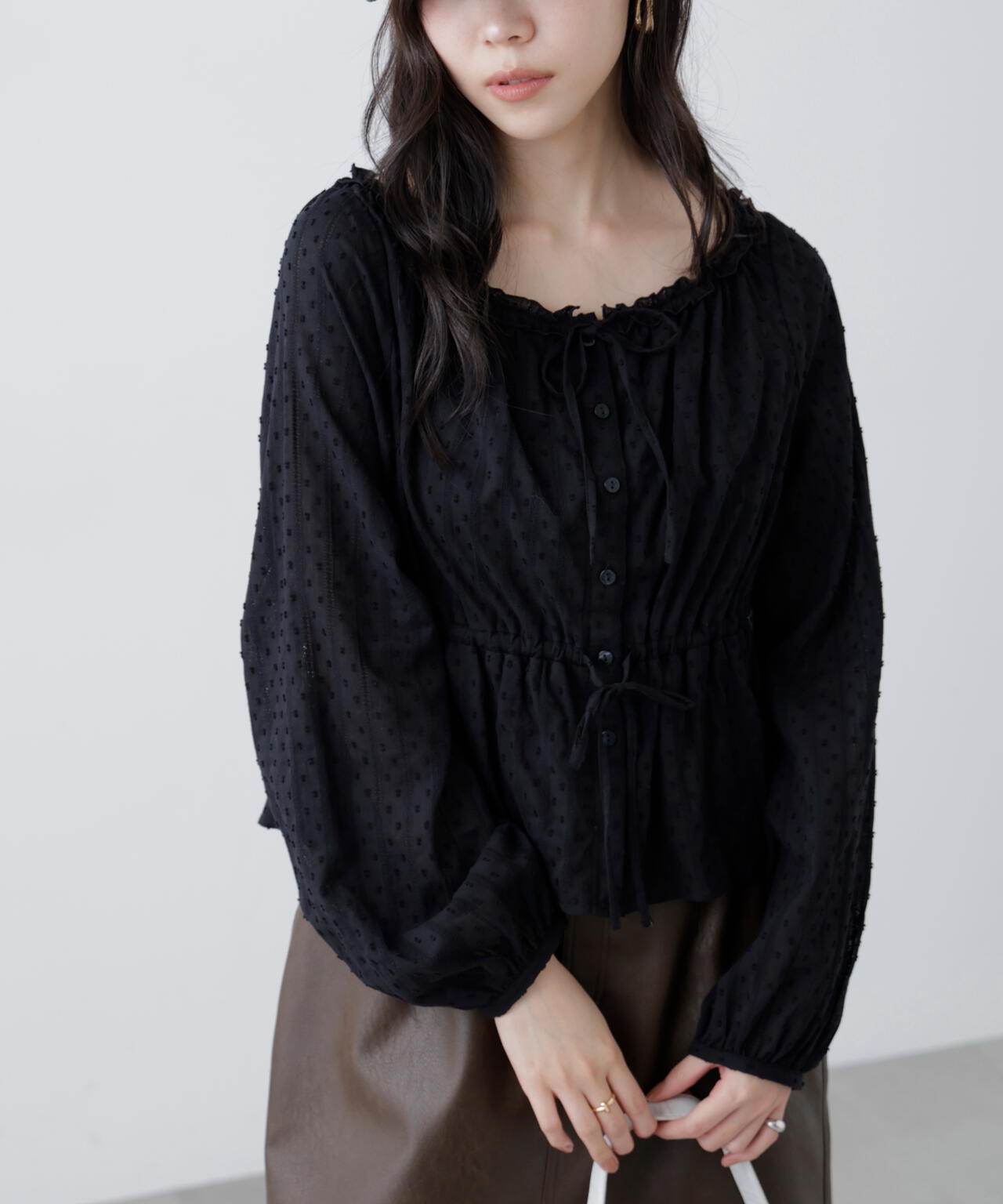 コットンレースペプラムブラウス