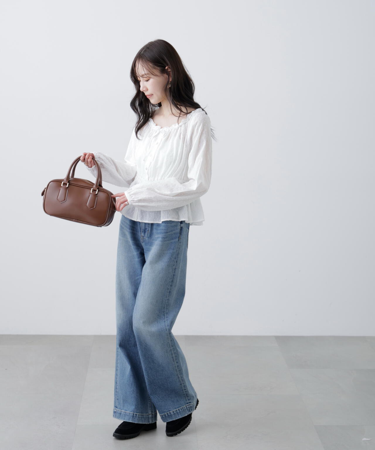 コットンレースペプラムブラウス