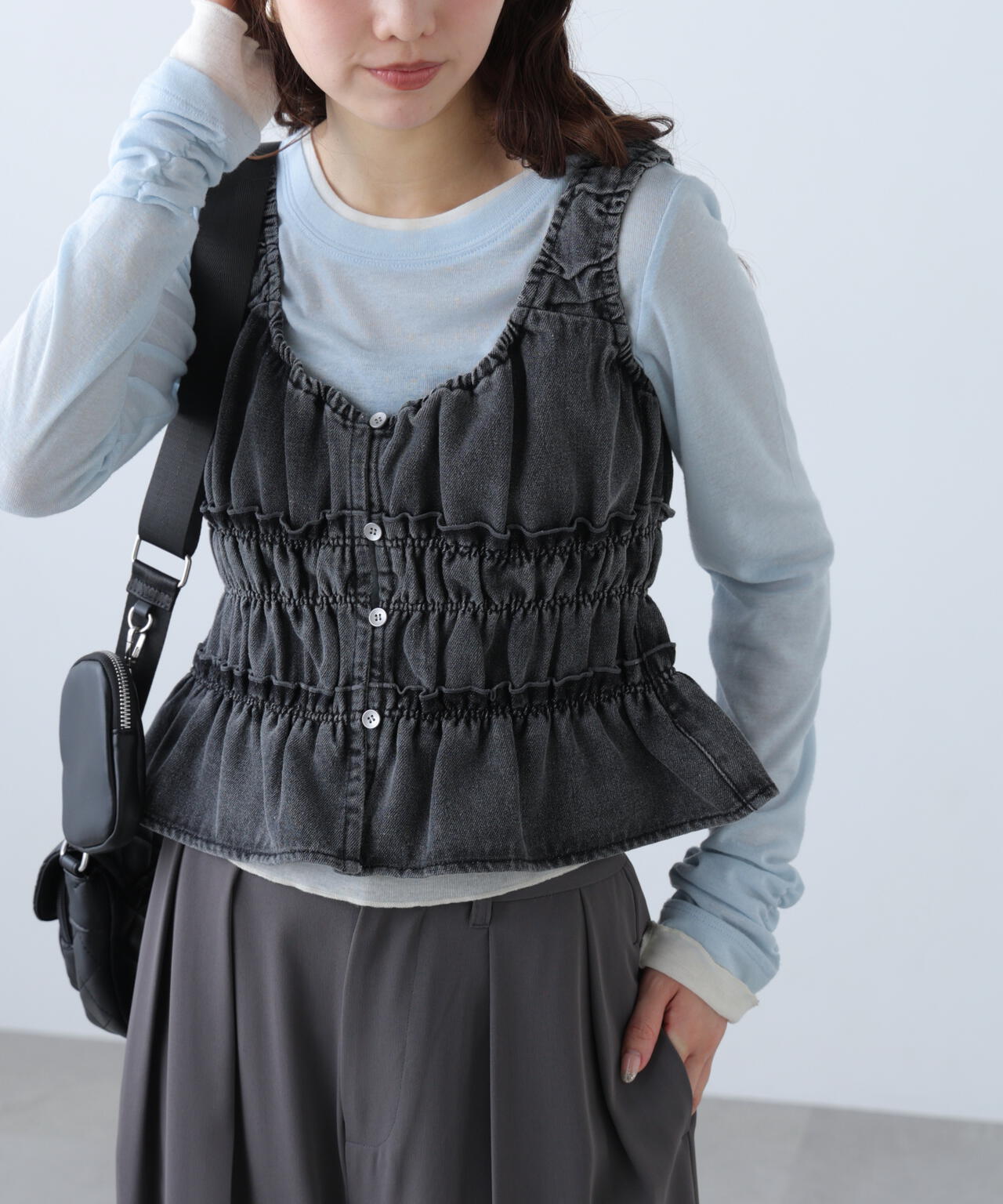ブラックデニムフリルジャケット Drawer 美品 36リネン OUTLET(アウトレット | デニムジャケット mystic】[mline]ロゴショート ショート丈リボン ジャケット・アウター