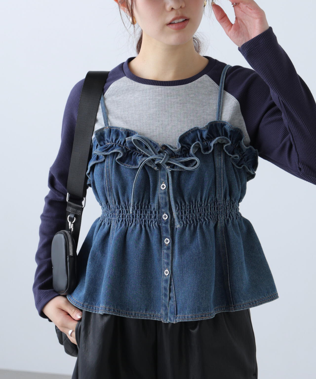 フリルデニムビスチェ