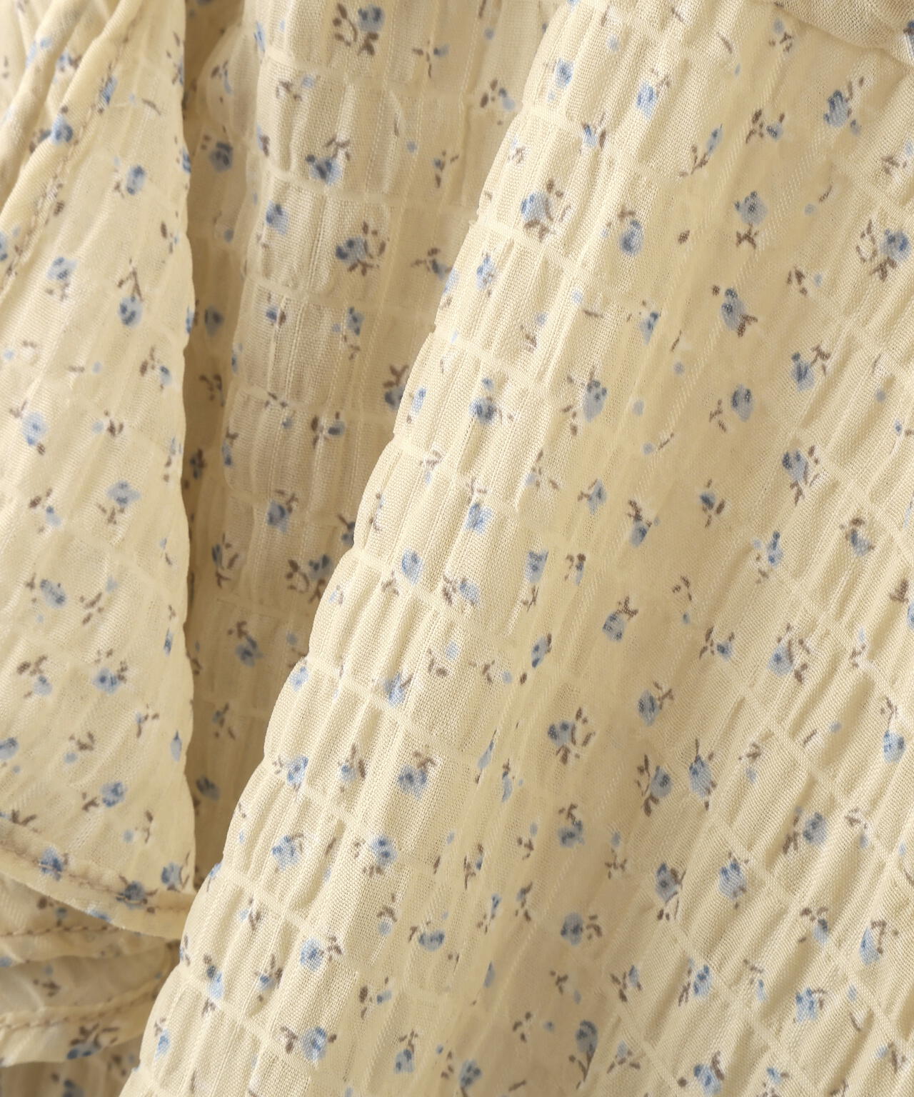 フラワー2wayラッフルブラウス