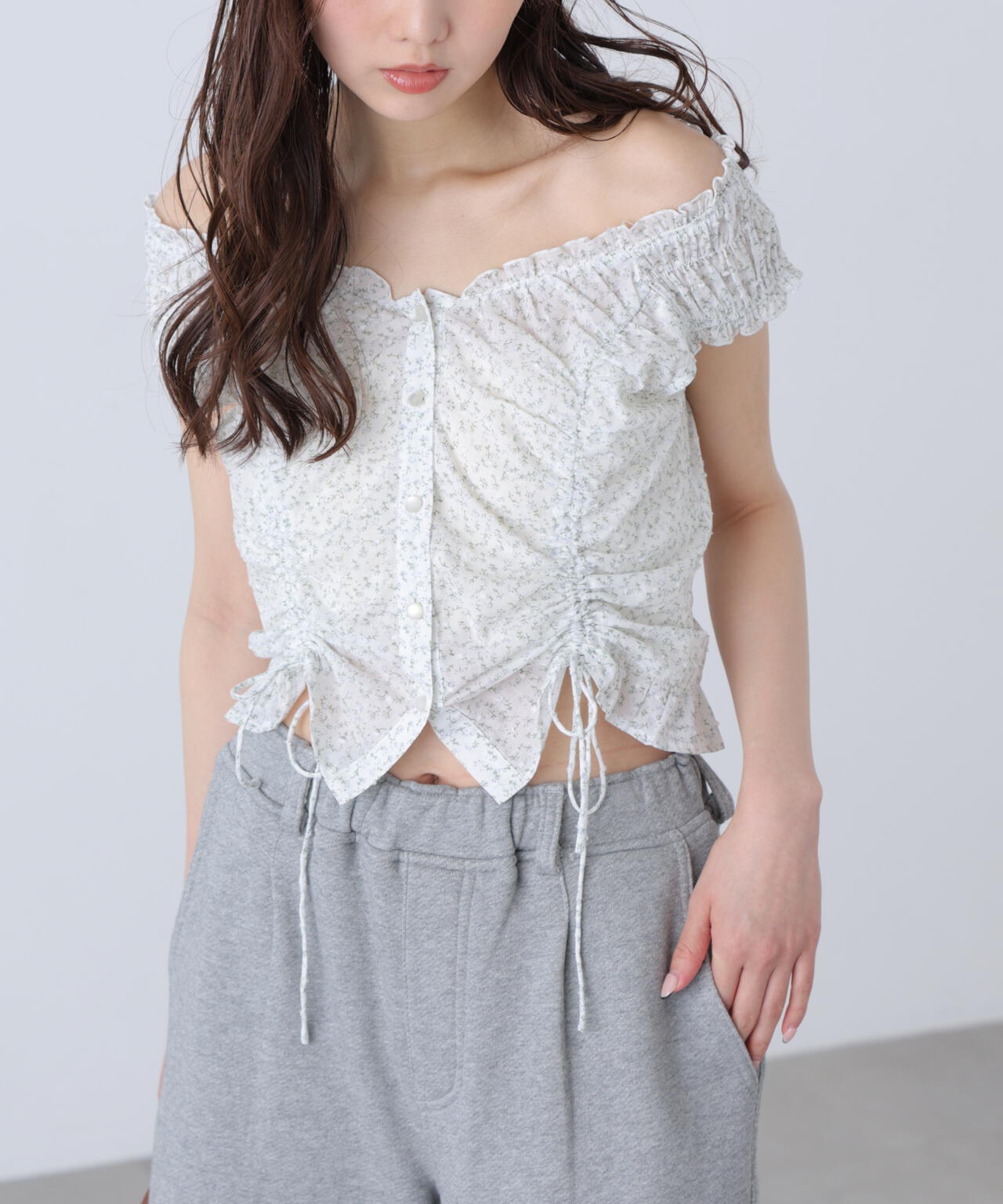 162cm 着用サイズ：FR