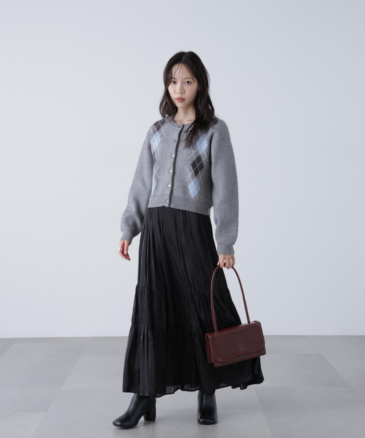 シャイニーティアードスカート