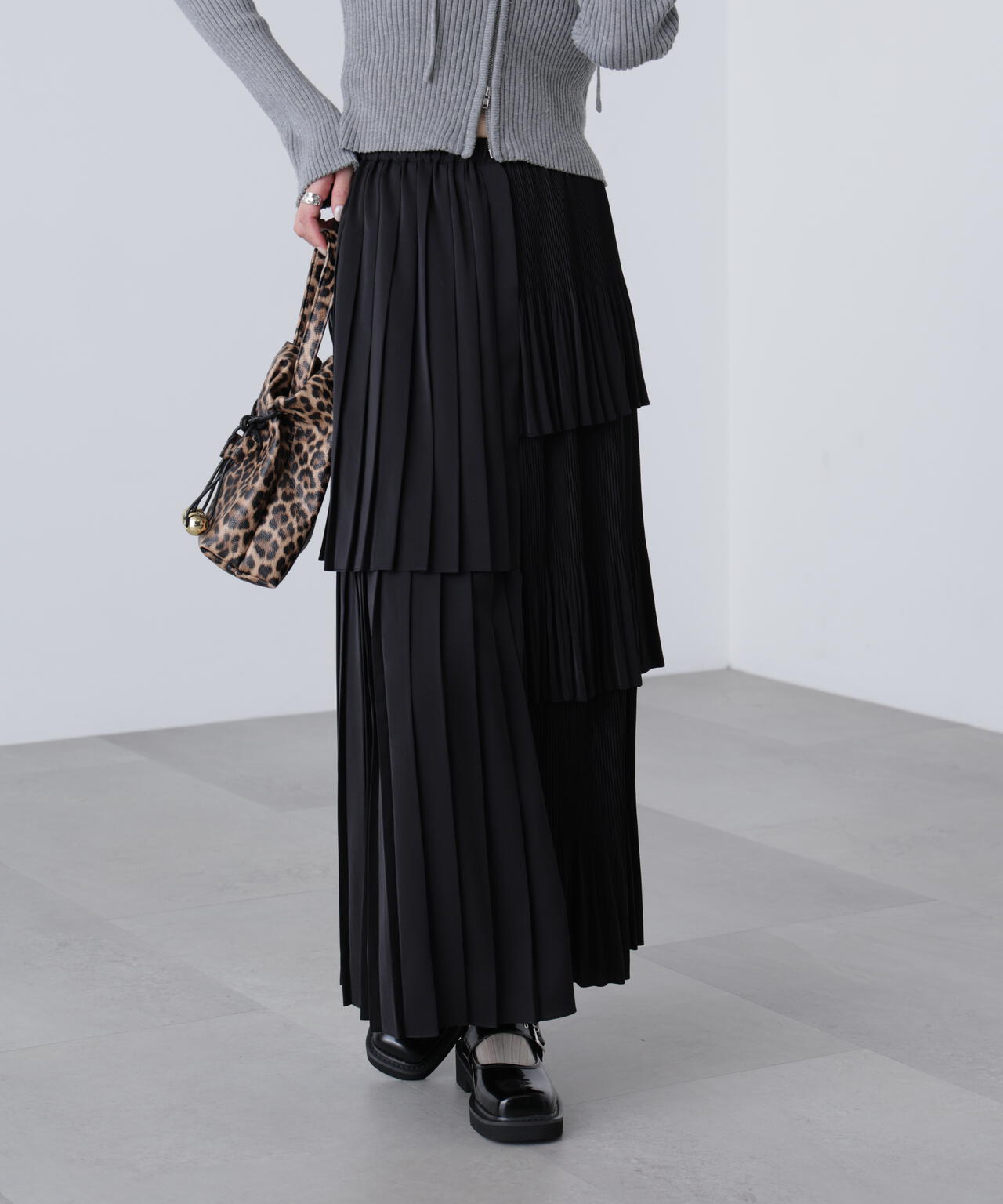 ランダムプリーツティアードスカート