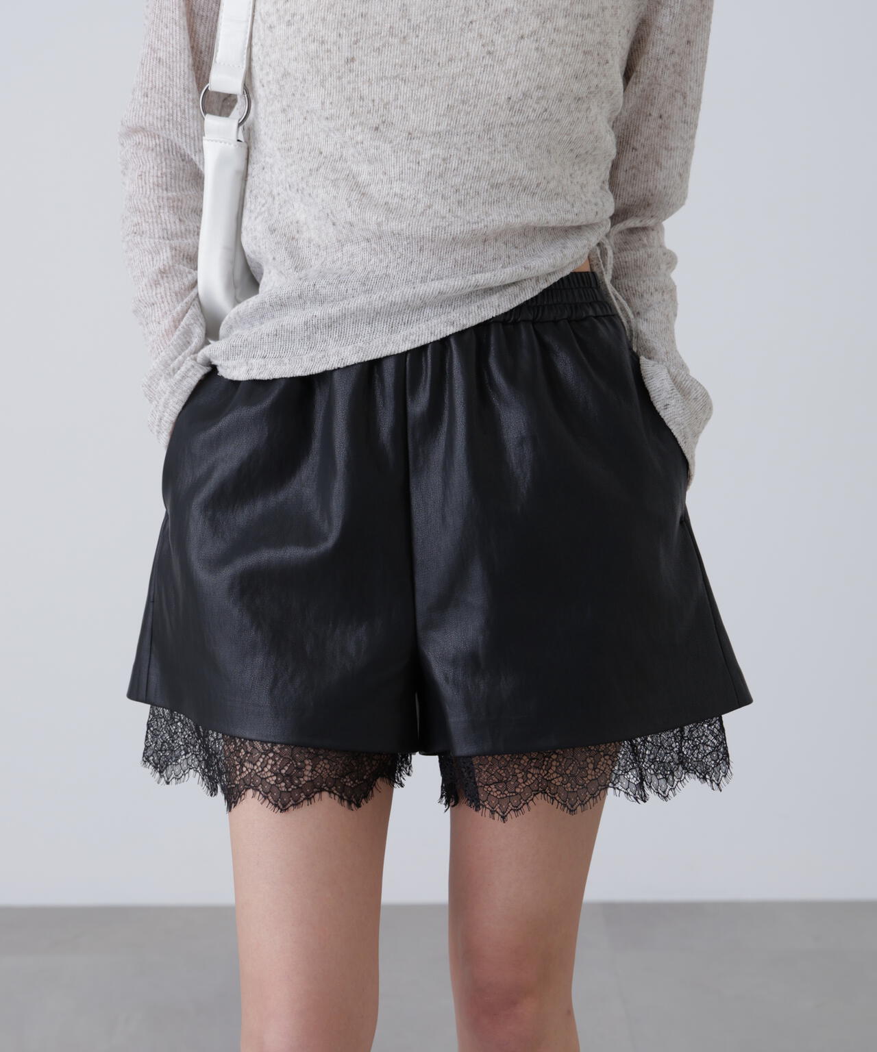 レースレイヤードエコレザーショートパンツ | FREE'S MART（フリーズ