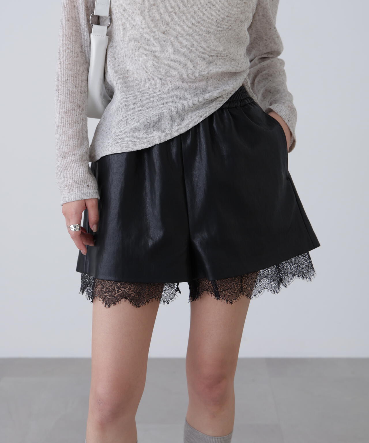  FLASH / ショートパンツ/FREE/--/ブラック/無地/25S-PTS031-RF レースレイヤードエコレザーショートパンツ | FREE'S MART（フリーズ