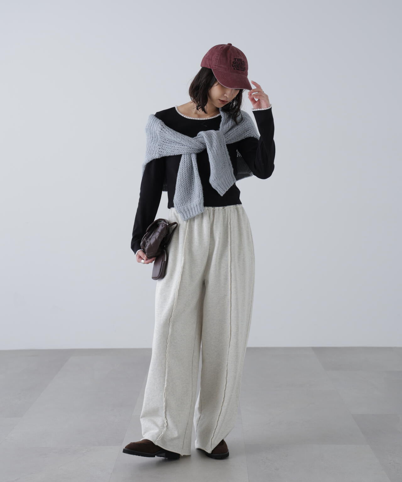 ワイドストレートスウェットパンツ