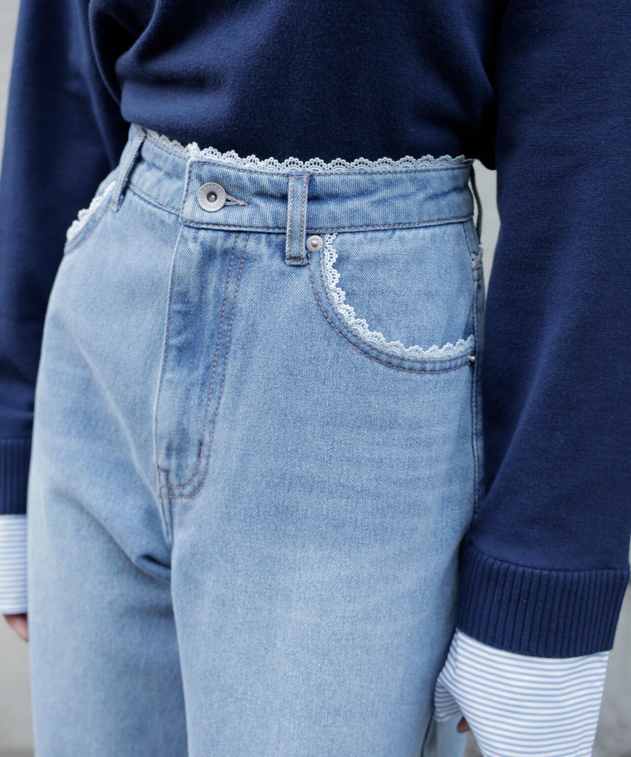 [低身長サイズ/Sシリーズ]レーストリミングワイドストレートデニムパンツ