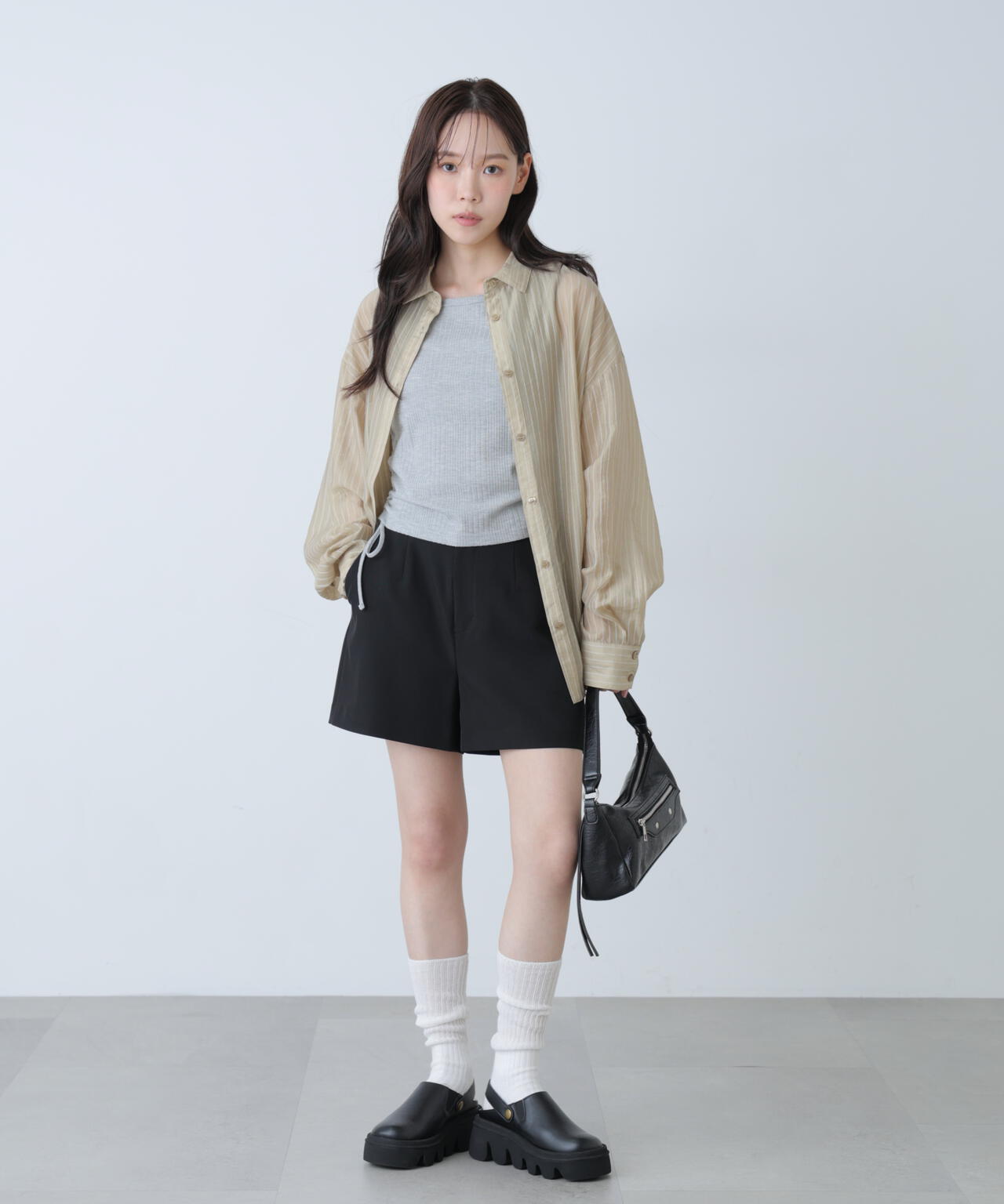 〈セットアップ対応〉ハイウエストショートパンツ