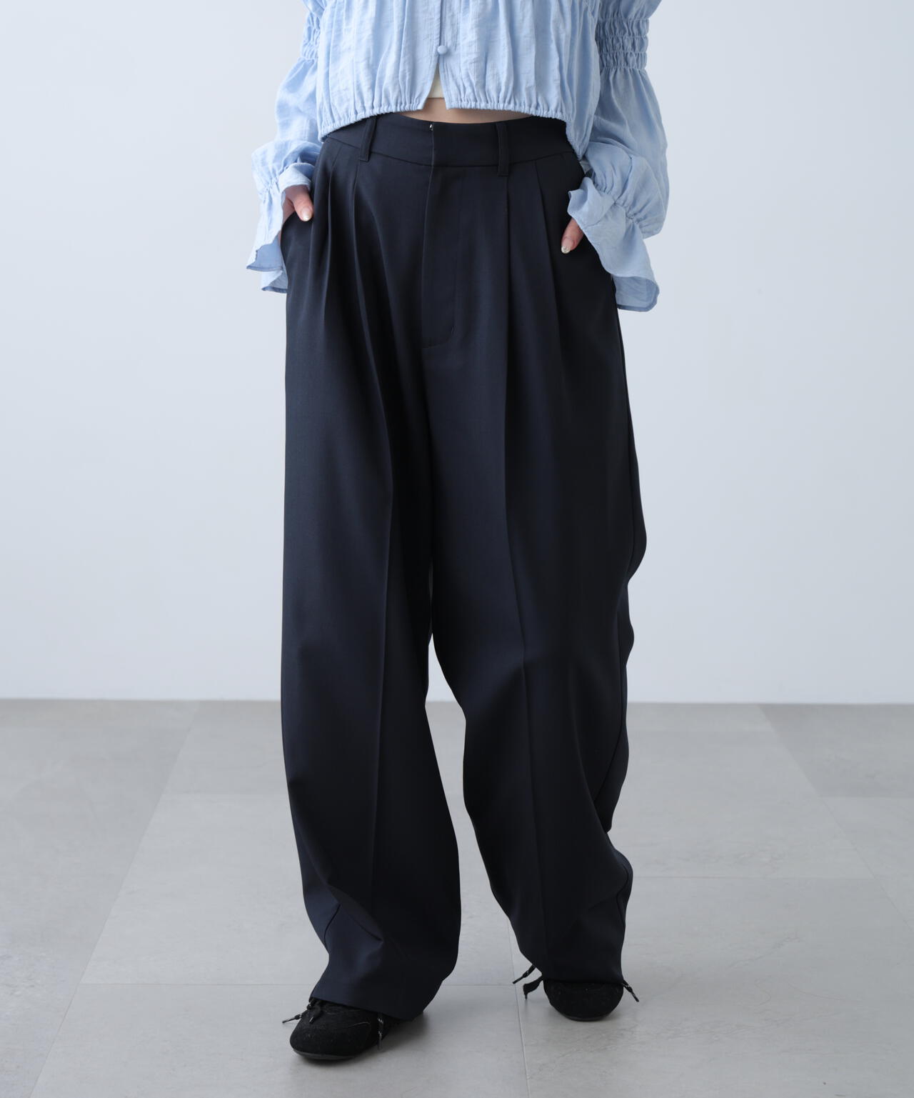 [低身長サイズ/Sシリーズ]梳毛調合繊タックワイドパンツ