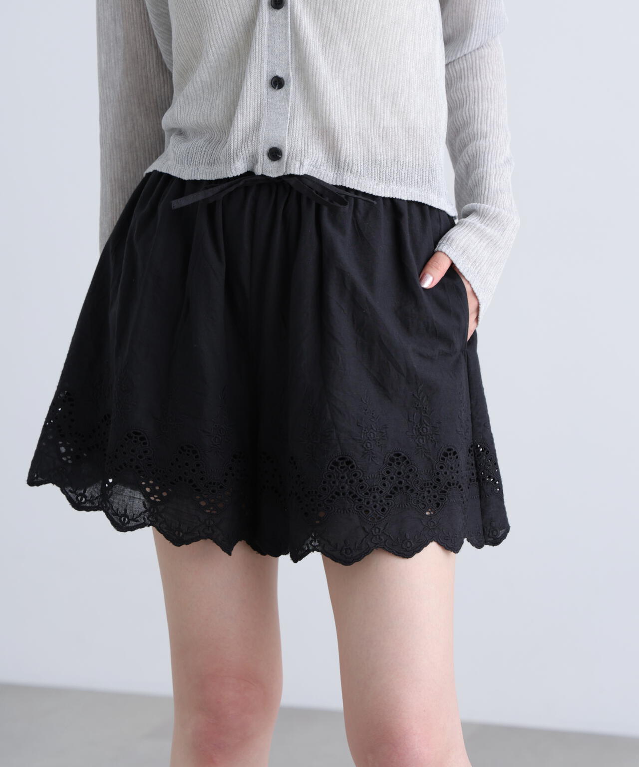 162cm 着用サイズ：FR