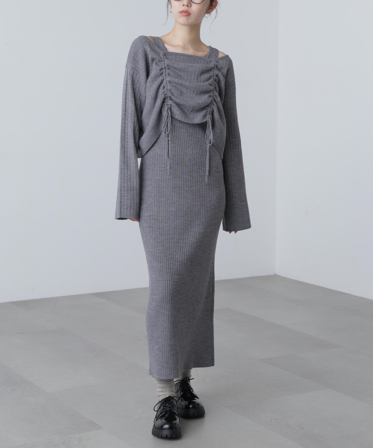 ドロストリブニットセットアップ