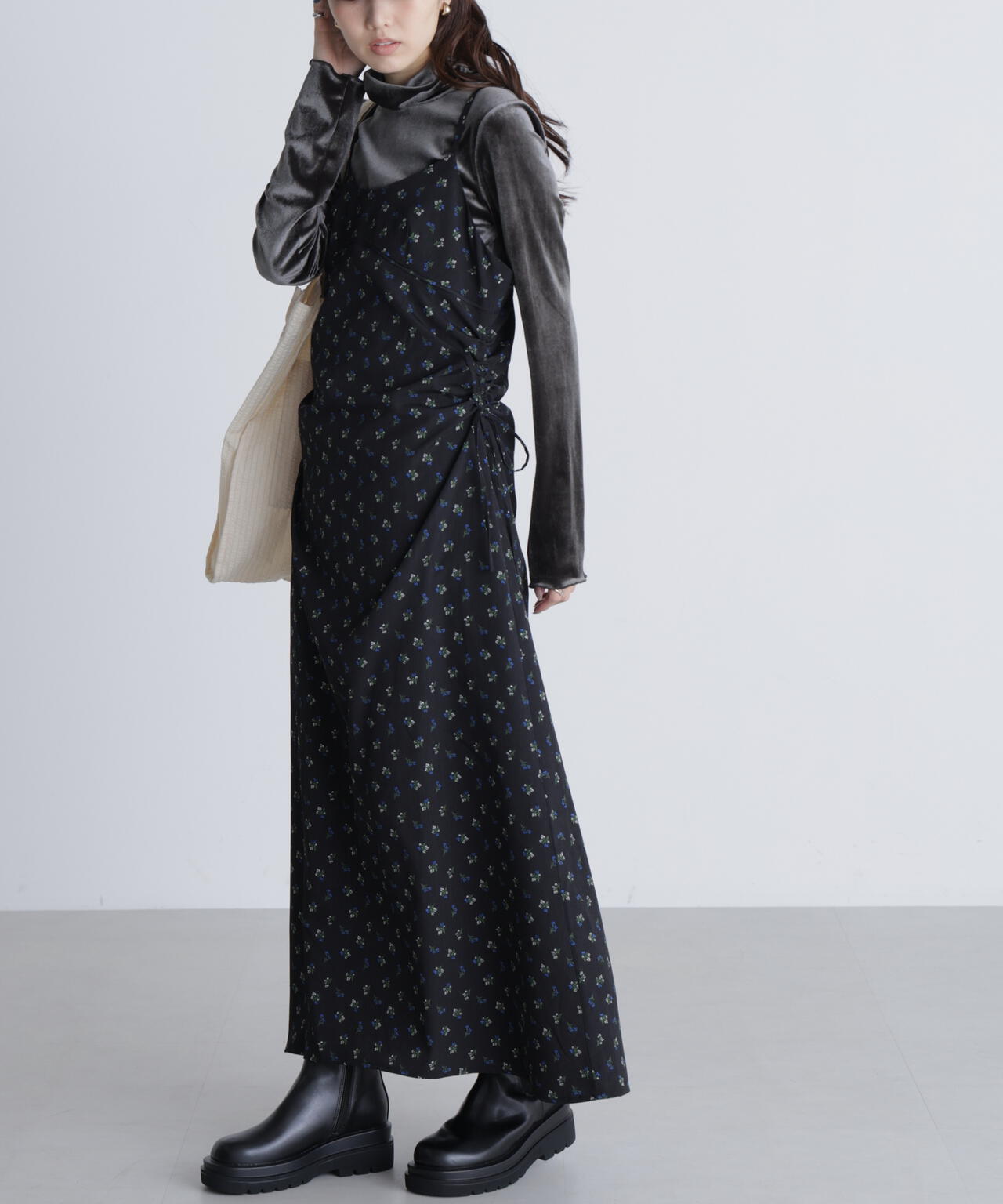 小花柄ドロストキャミワンピース