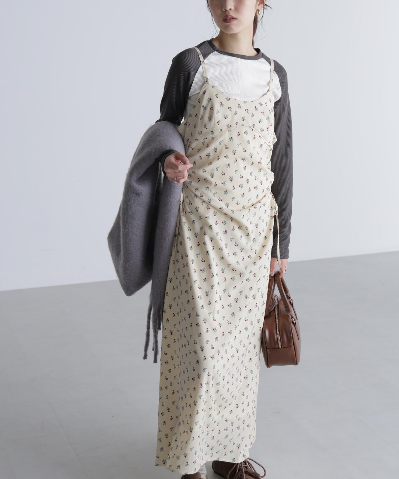 小花柄ドロストキャミワンピース