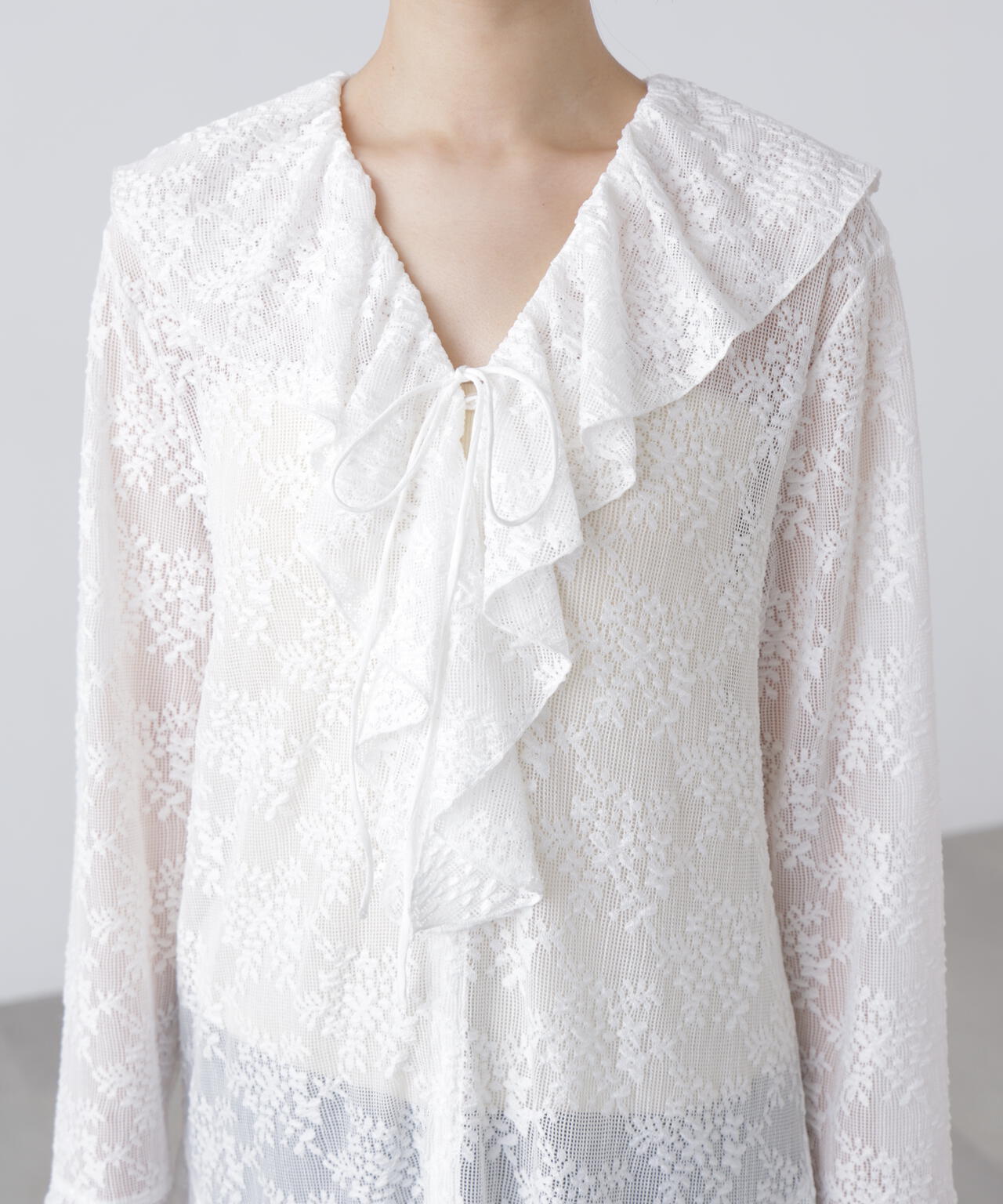 前開きラッフルフリルレースワンピース