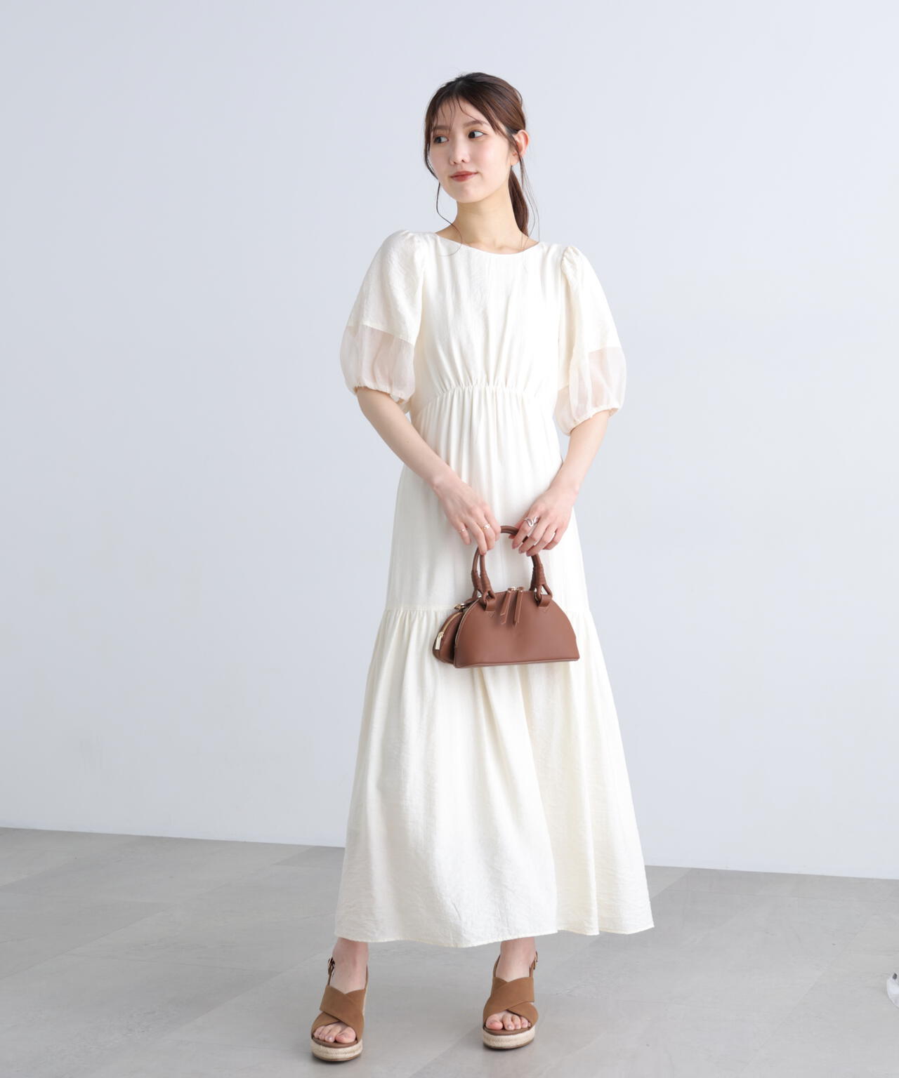 ランタンスリーブバックリボンワンピース