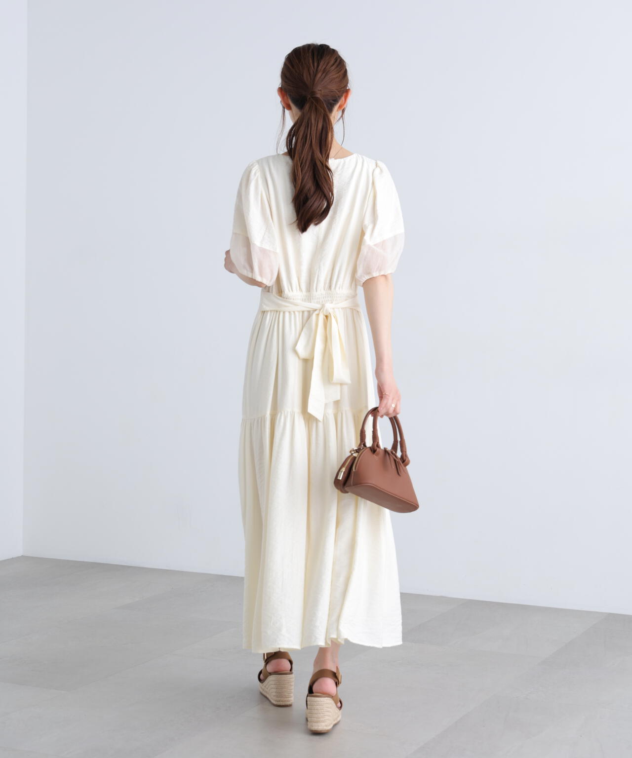 ランタンスリーブバックリボンワンピース