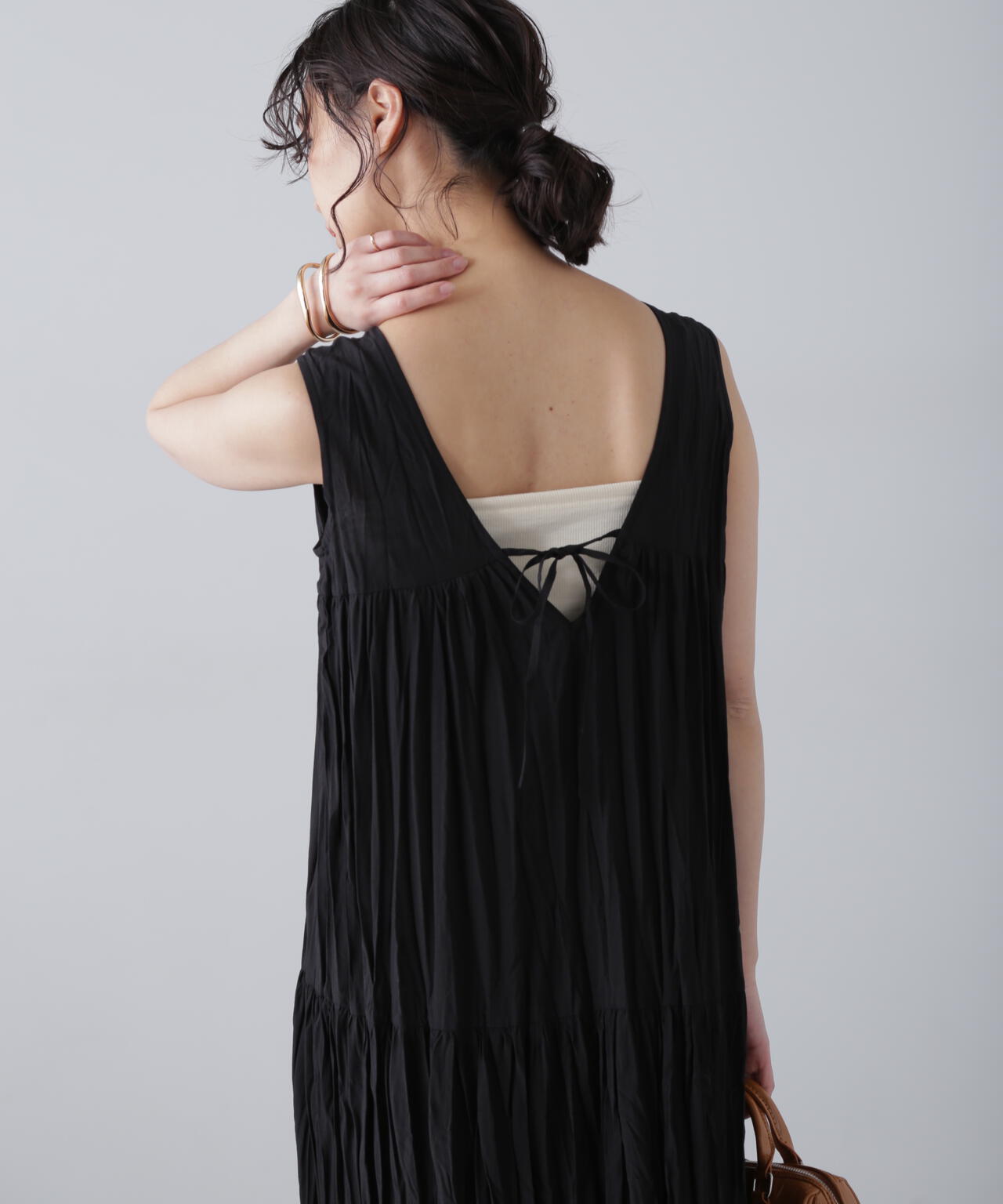 ワッシャーティアードノースリーブワンピース