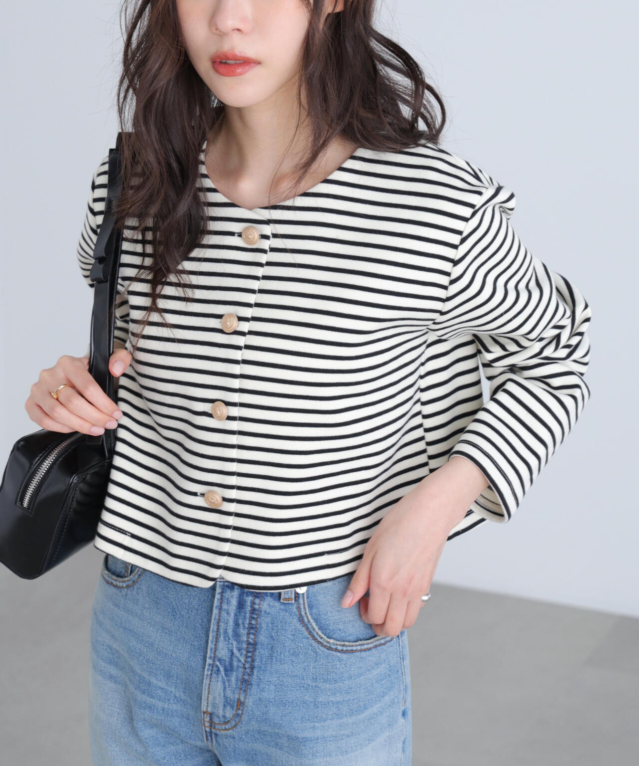 金ボタンノーカラージャケット