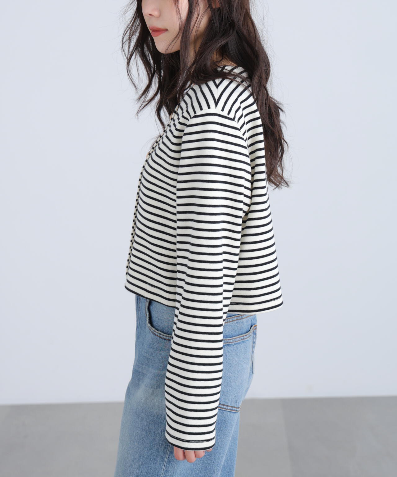 金ボタンノーカラージャケット