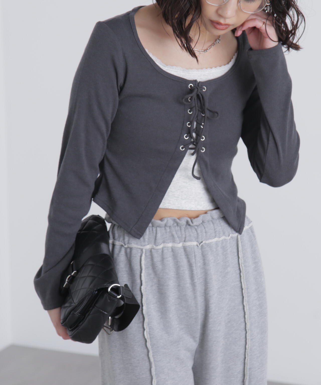 レースアップレイヤード長袖カットソー