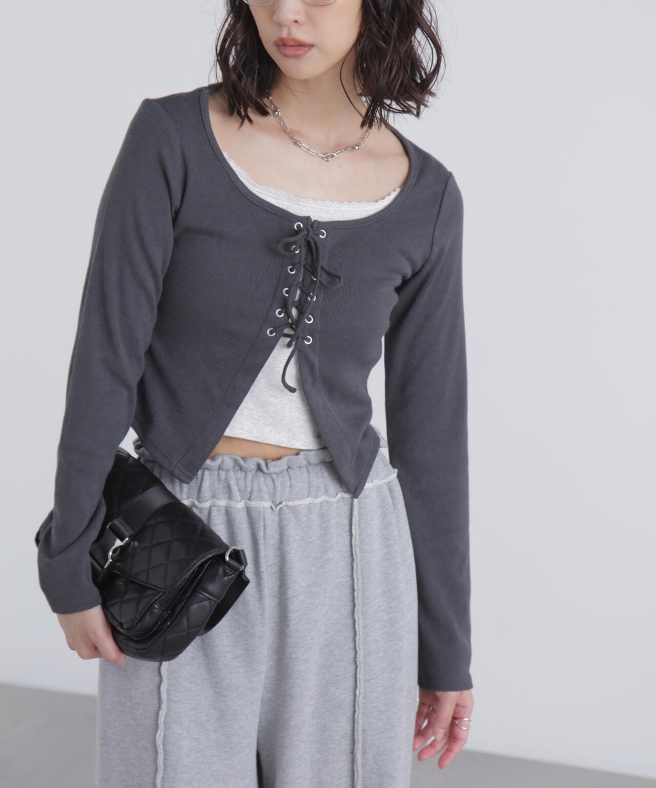 レースアップレイヤード長袖カットソー