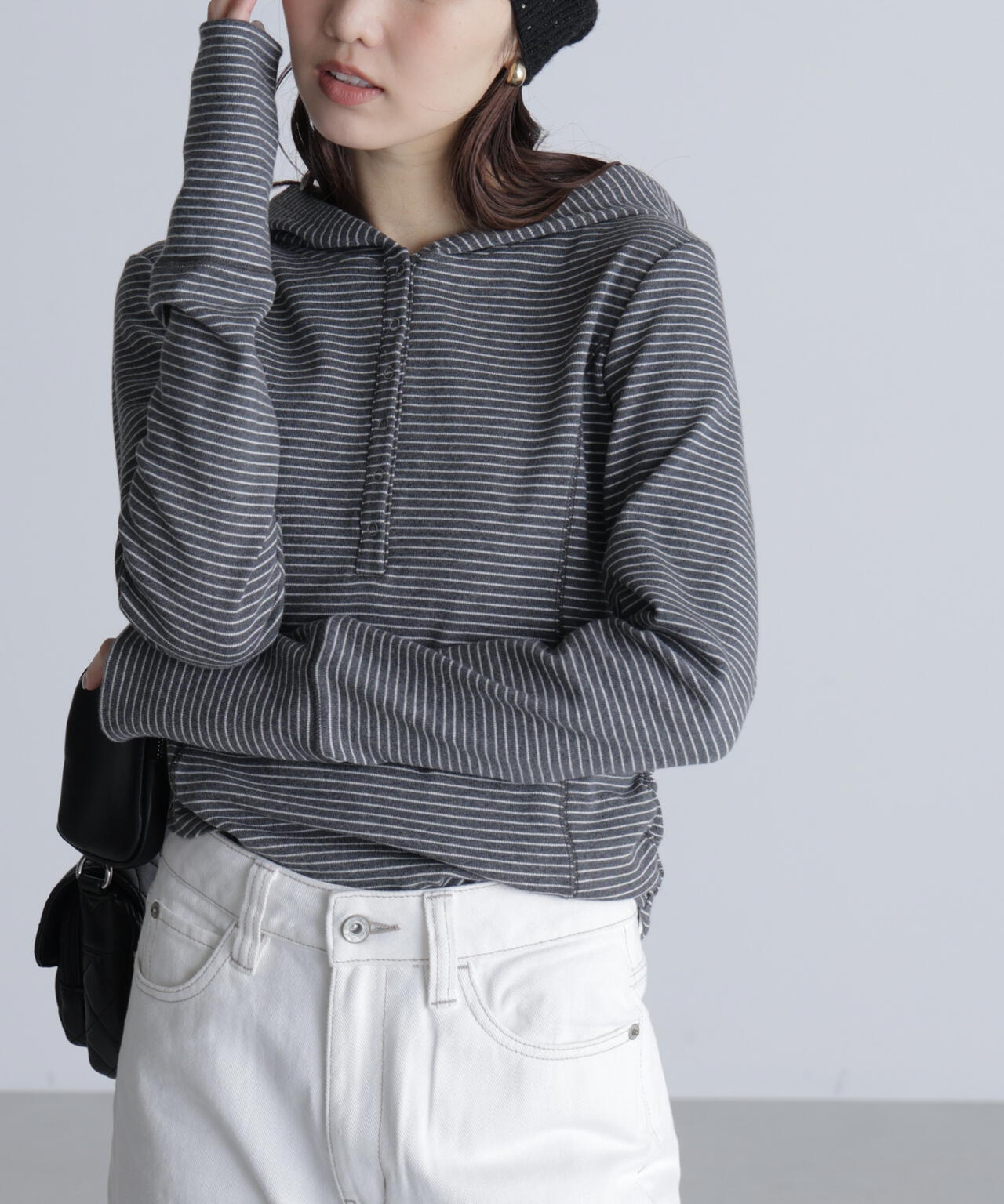 スキッパーカットソーフーディー