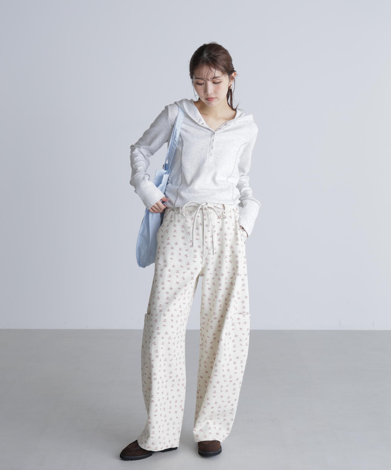 スキッパーカットソーフーディー