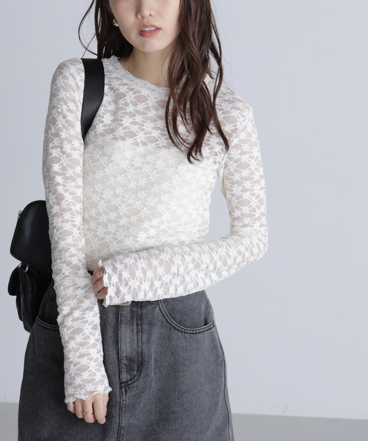 長袖レースカットソー