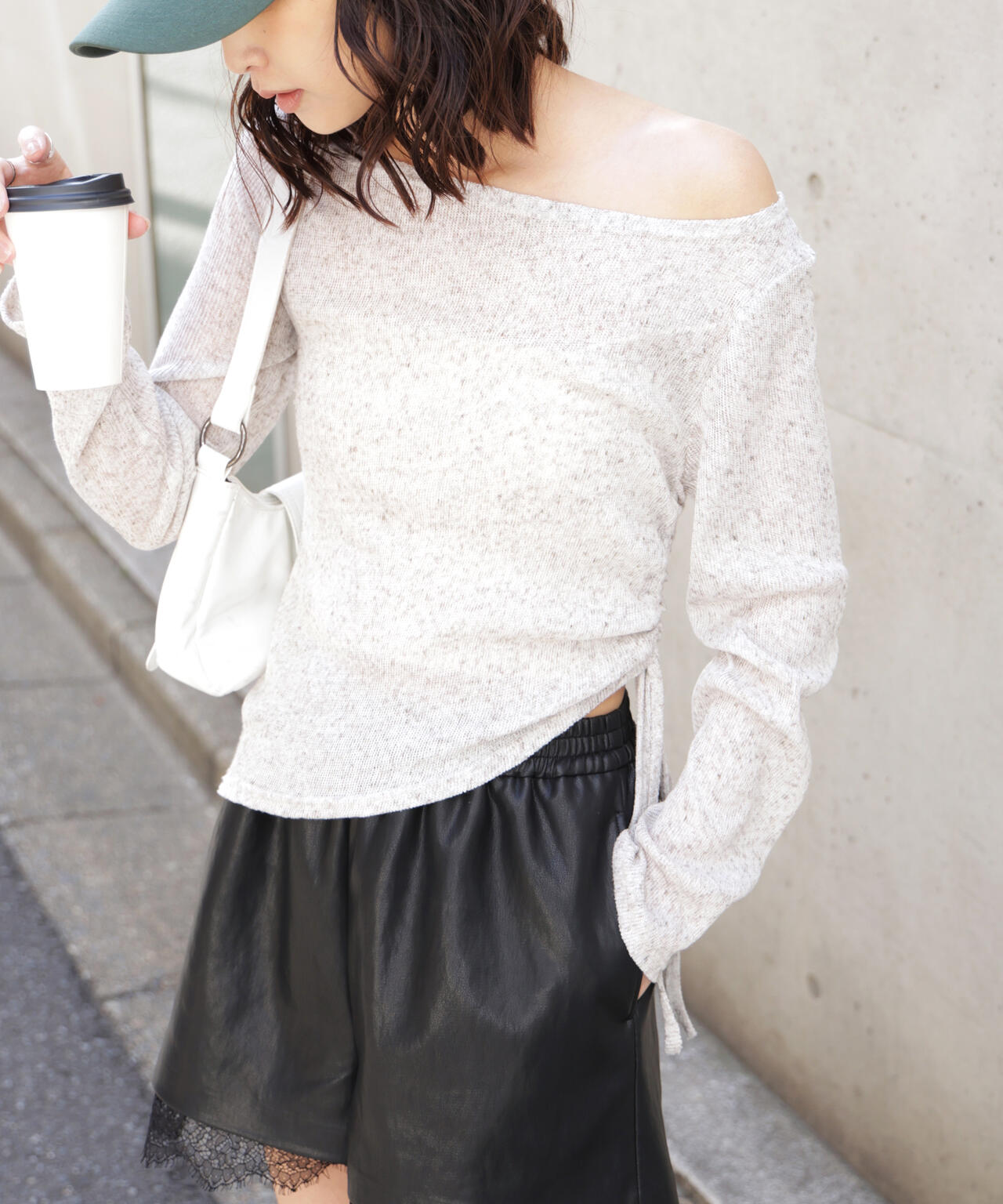 メランジドロストシャーリングカットソー