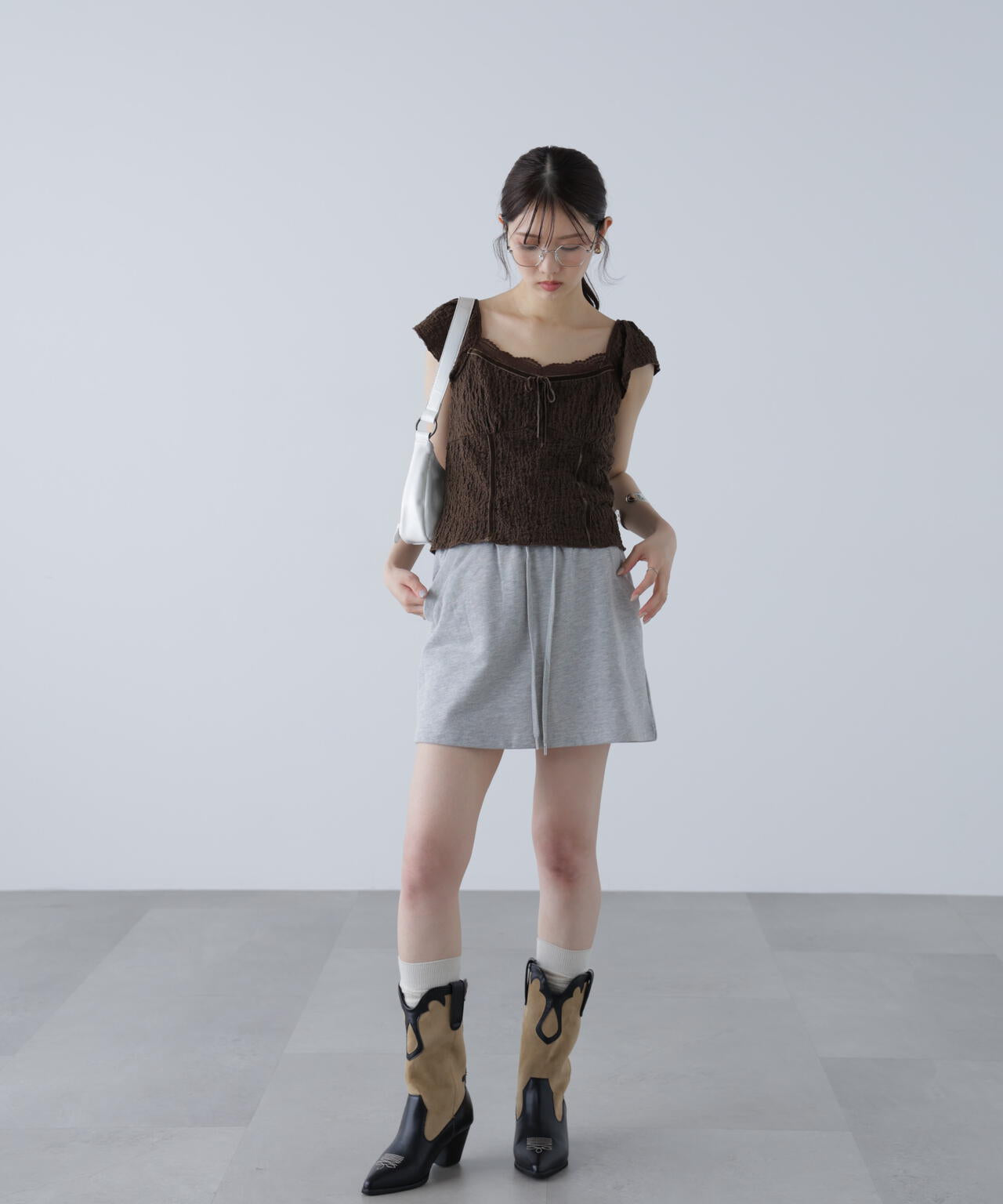 レーストリムカットジャガードカットソー