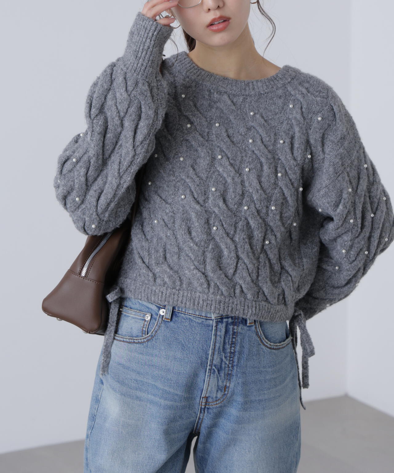 【レッド 追加生産予約】ウエストゴムパールミックスケーブルドロストニット