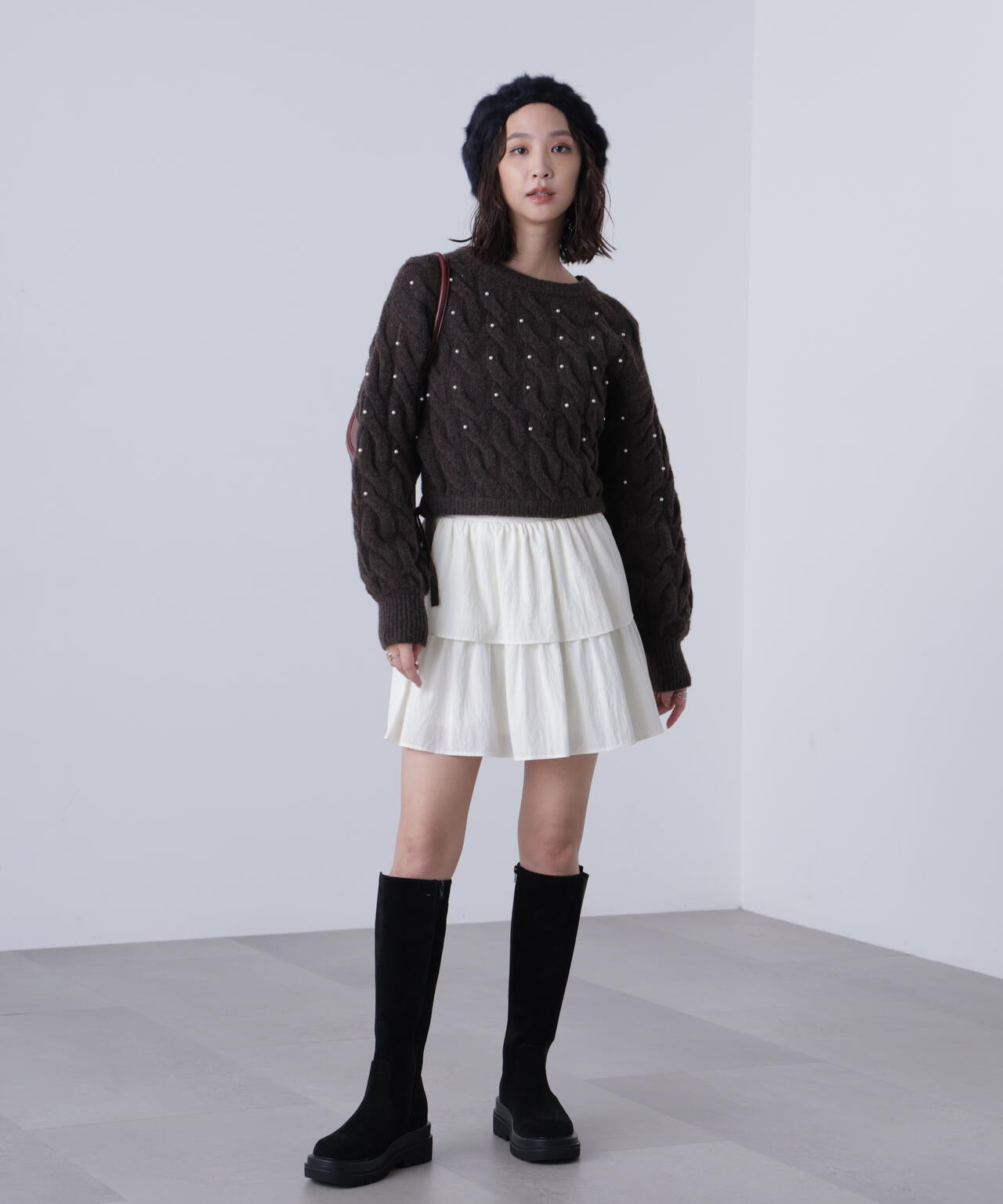 【レッド 追加生産予約】ウエストゴムパールミックスケーブルドロストニット