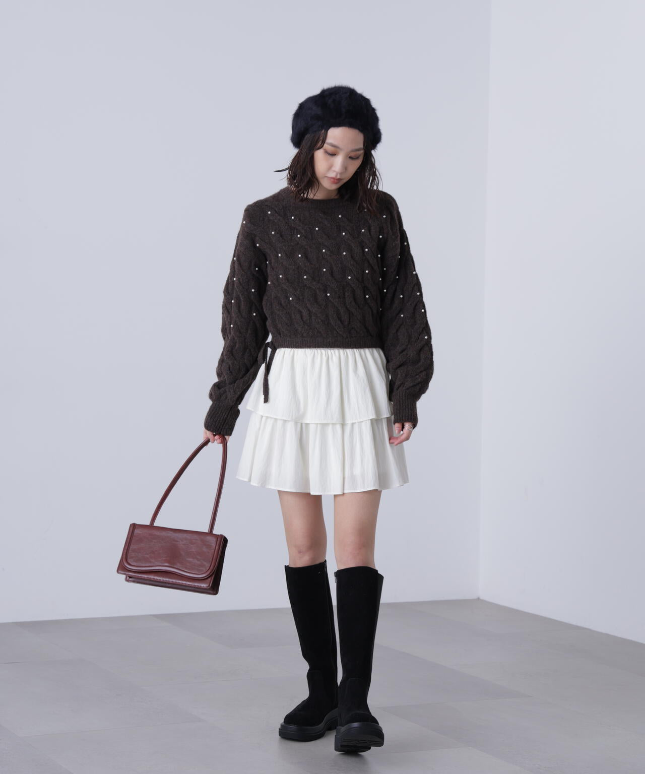 【レッド 追加生産予約】ウエストゴムパールミックスケーブルドロストニット