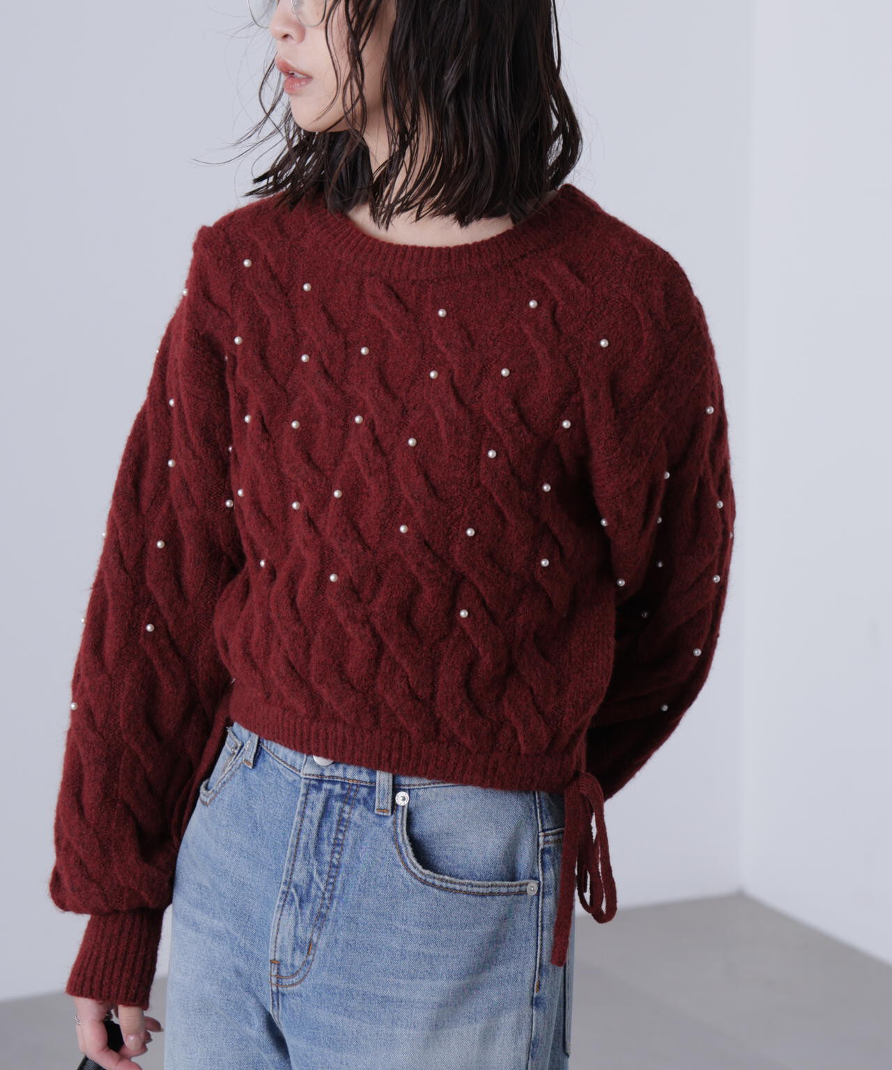 【レッド 追加生産予約】ウエストゴムパールミックスケーブルドロストニット