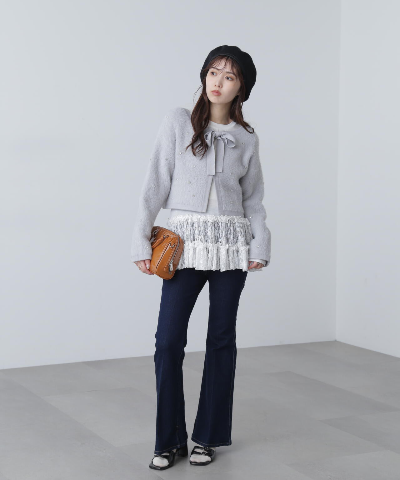 ラインストーンクロップドニットカーディガン | FREE'S MART（フリーズ