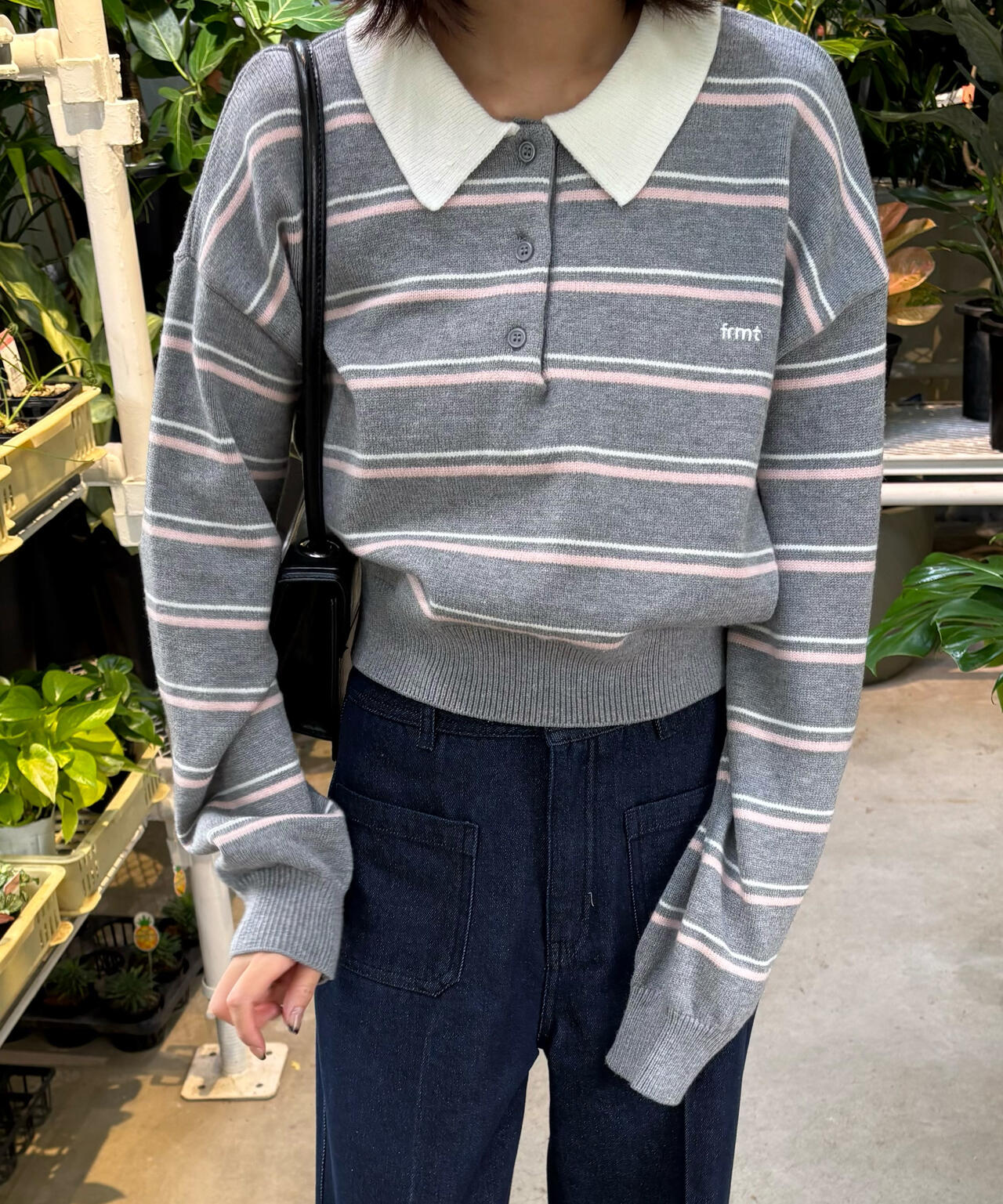 ロゴ刺繍ボーダーポロニット