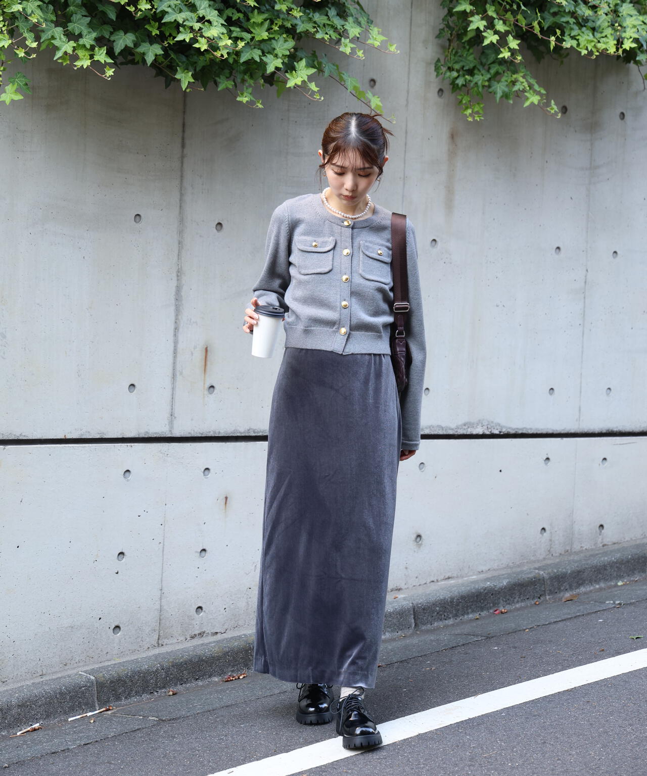 フロントポケット金ボタンニットカーディガン