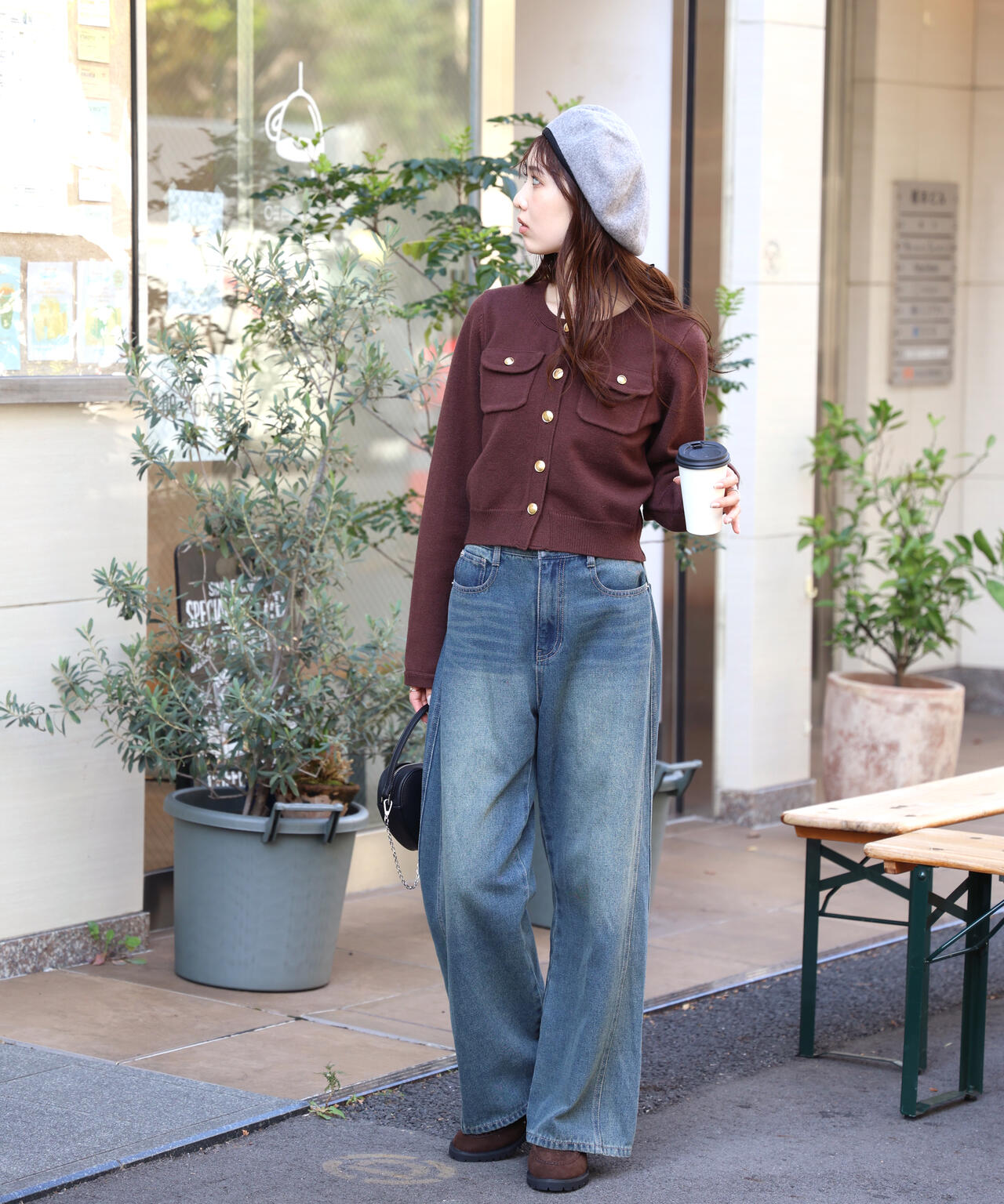 フロントポケット金ボタンニットカーディガン