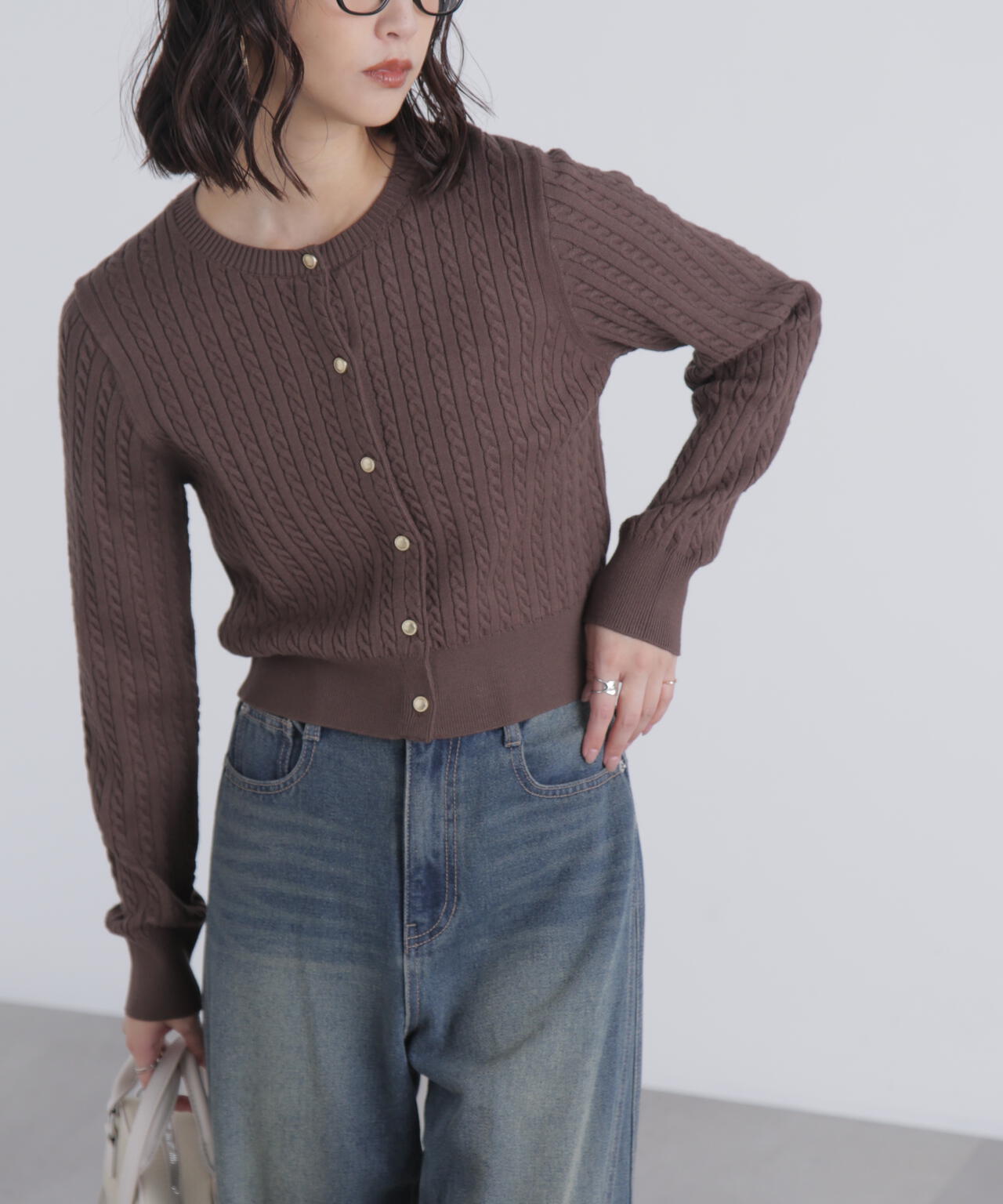 金ボタンミニケーブルカーディガン
